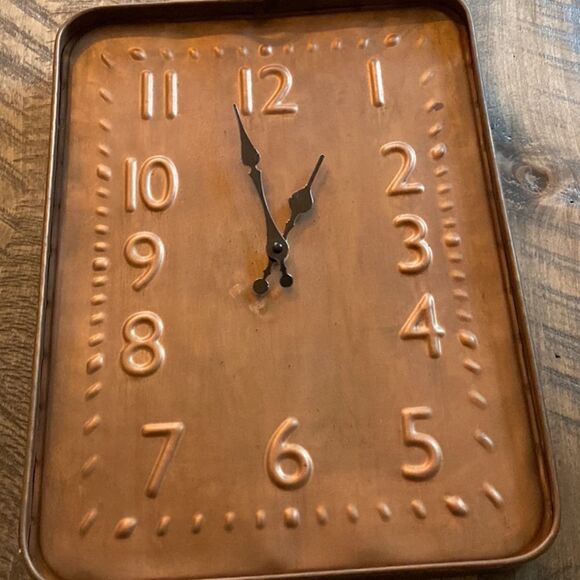 MID-WEST CBK GANZ Antique Copper Finish Embossed Wall Clock - Picture 2 of 5